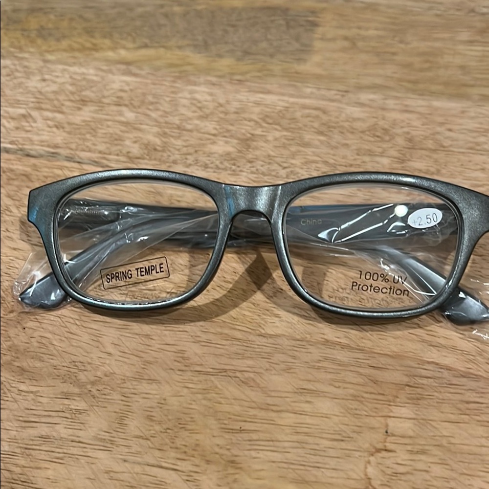 Brand New  2.50 Joy Mangano Gray reader Eyeglasses